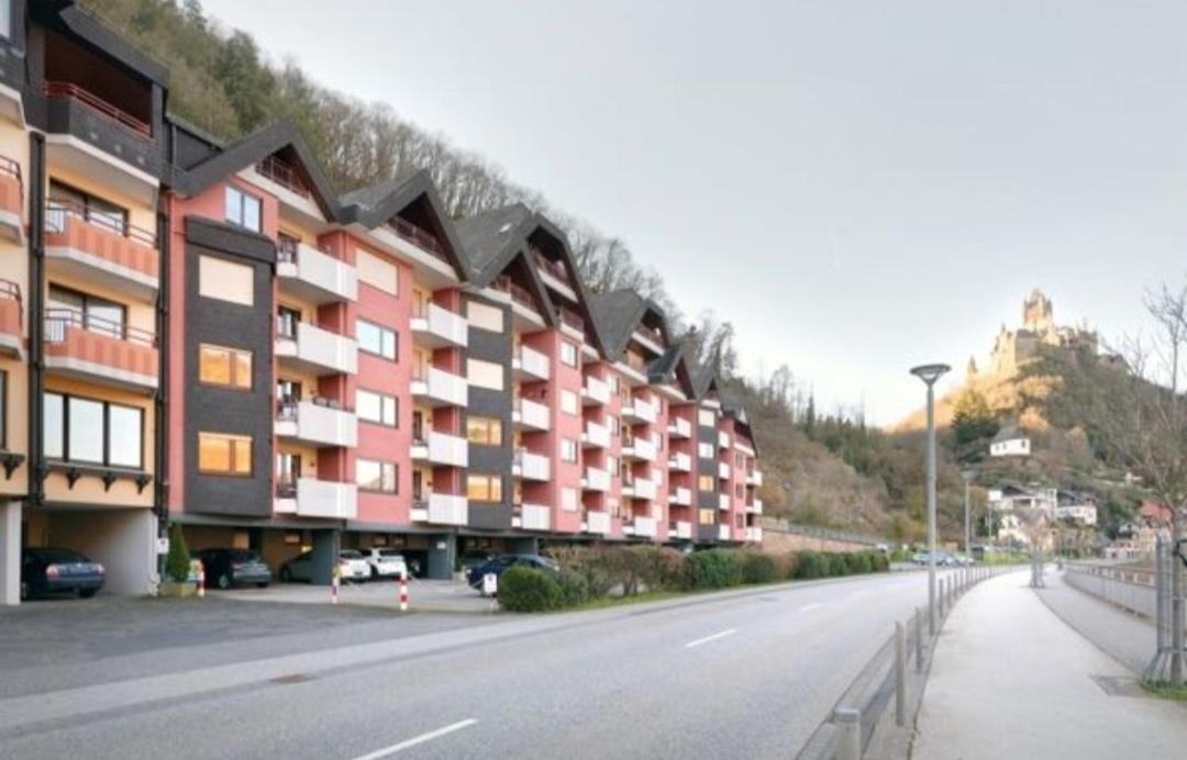 Panorama Oase Ferienwohnung Mit Blick Auf Mosel Und Reichsburg Cochem Esterno foto