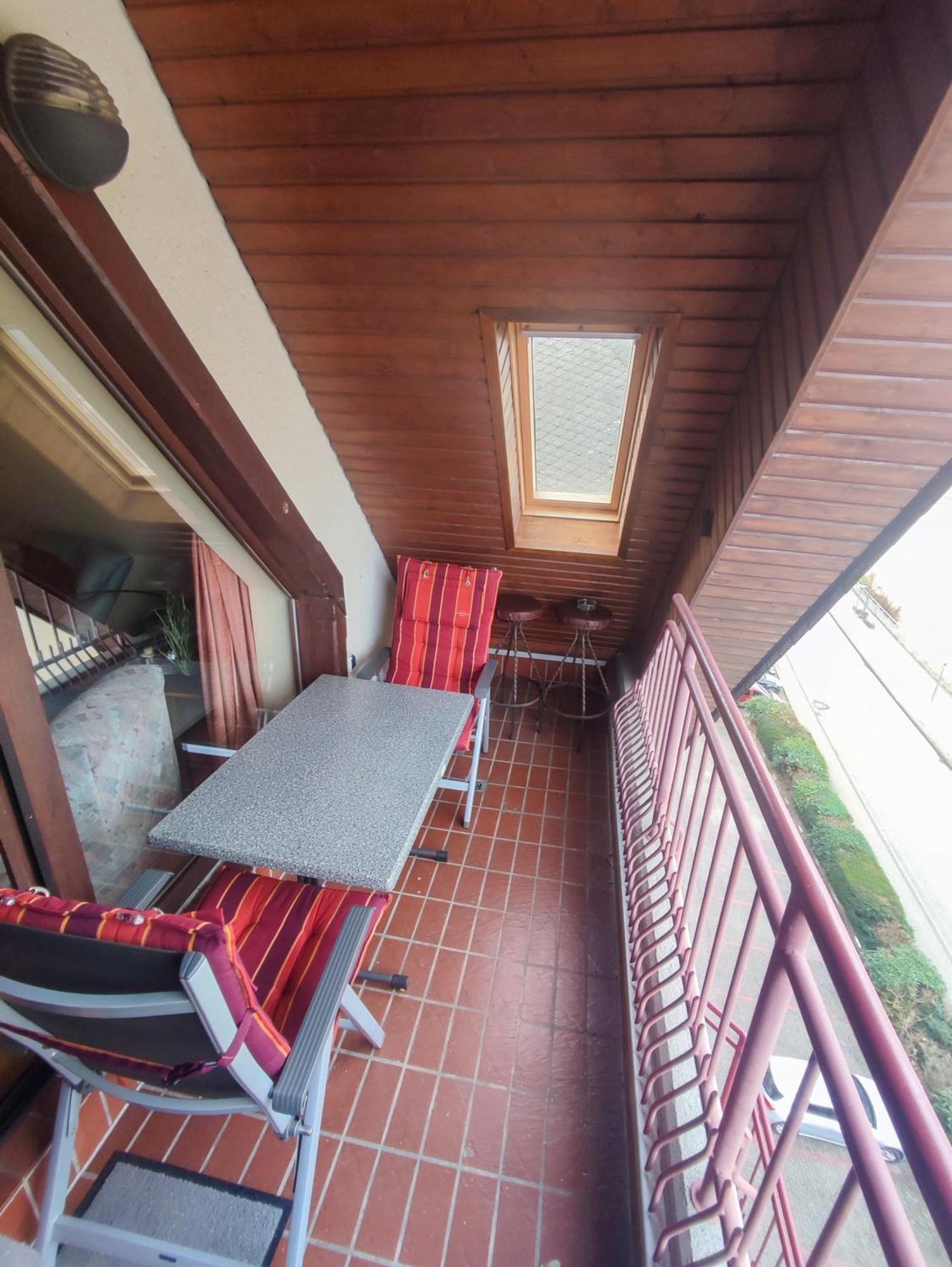 Panorama Oase Ferienwohnung Mit Blick Auf Mosel Und Reichsburg Cochem Esterno foto